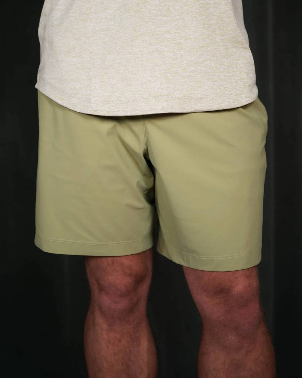 NEW RHONE men's pursuit short in dusty sage